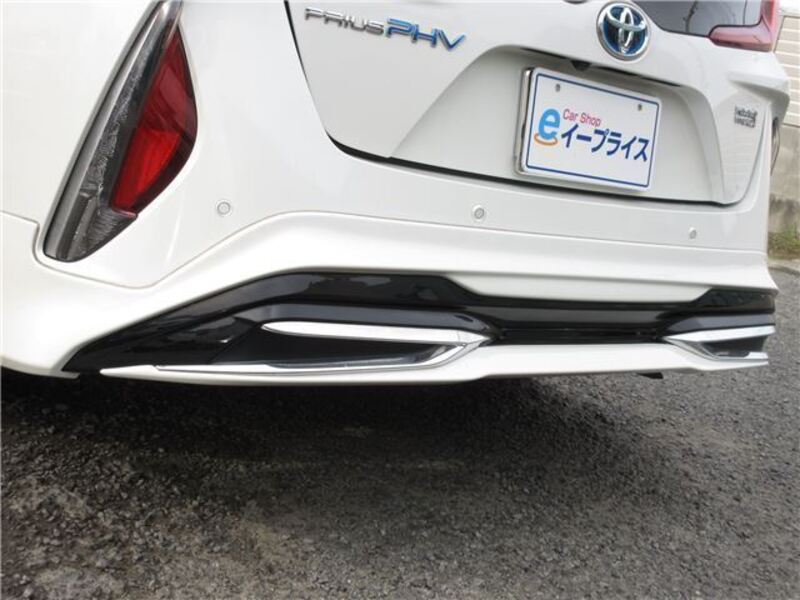 PRIUS PHV
