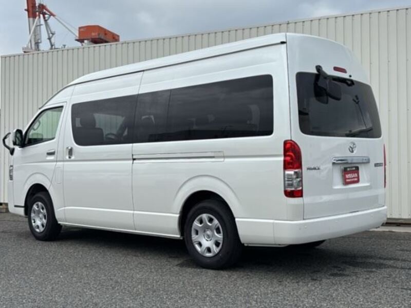 HIACE