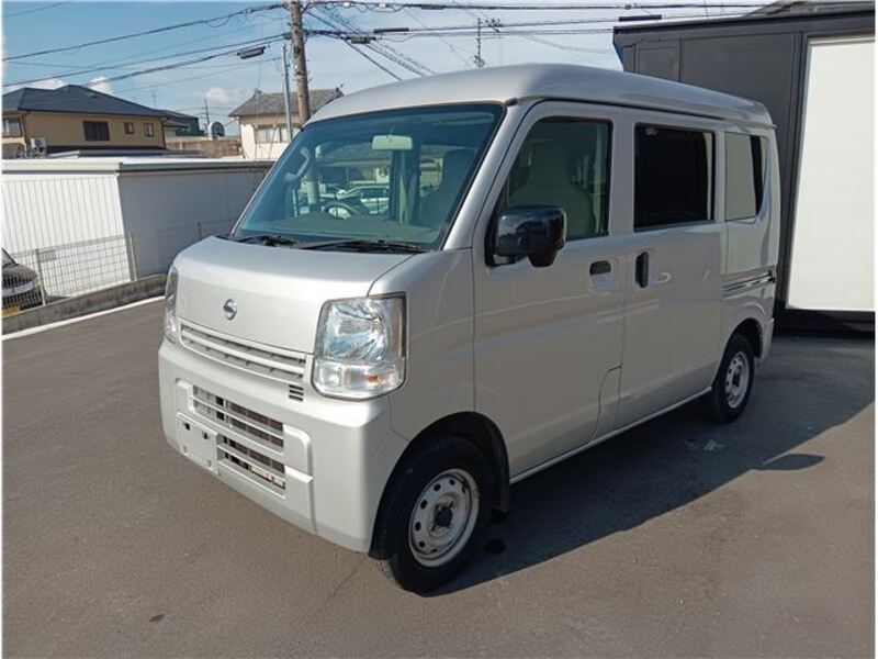 NISSAN CLIPPER VAN