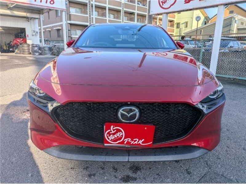 MAZDA3