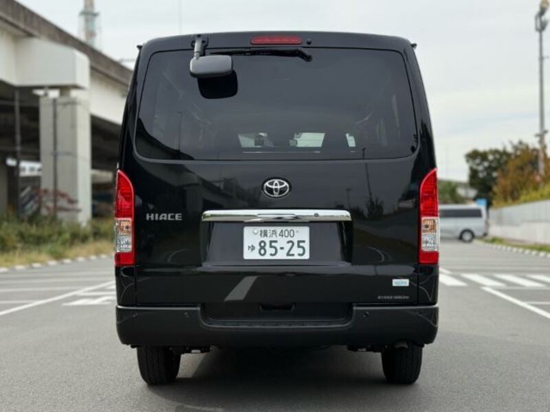 HIACE VAN