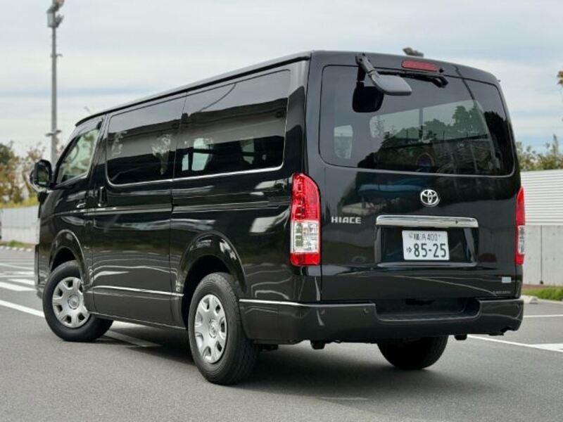 HIACE VAN