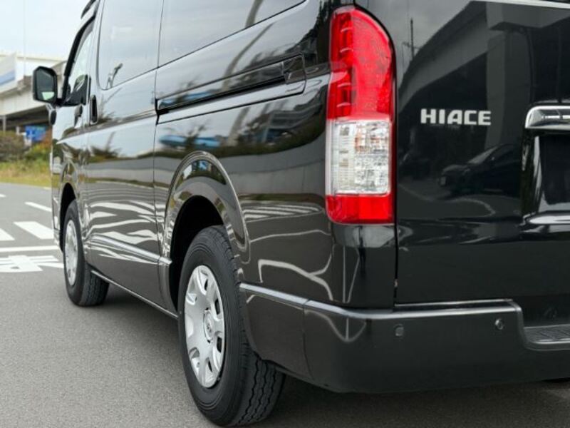 HIACE VAN