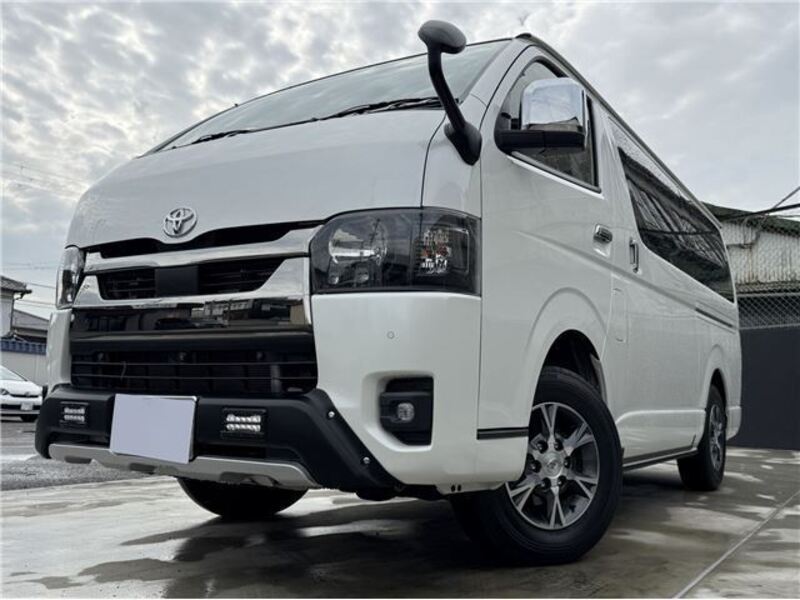HIACE VAN