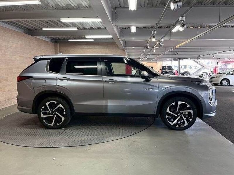 OUTLANDER PHEV