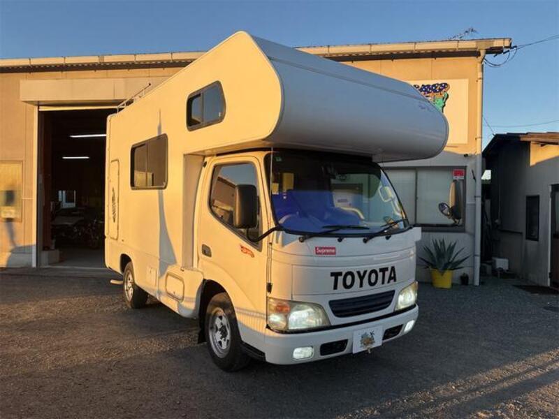 TOYOTA CAMROAD