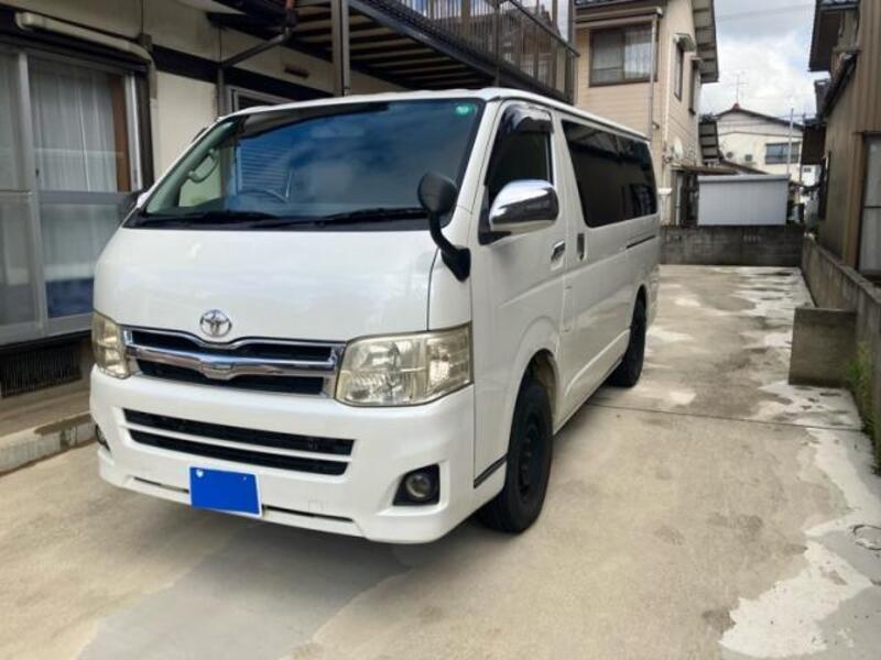 HIACE VAN