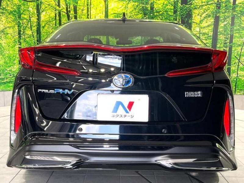 PRIUS PHV