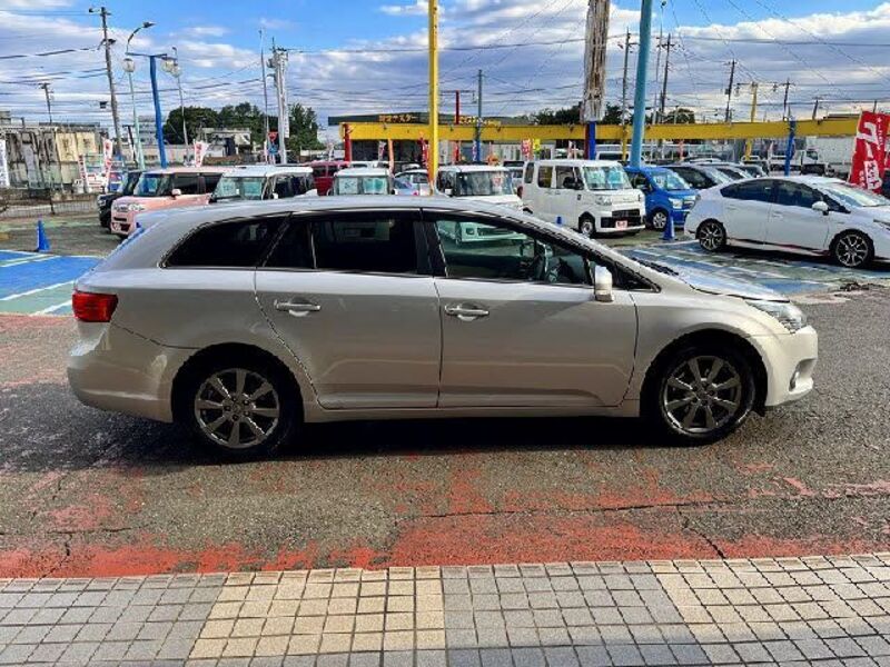 AVENSIS WAGON