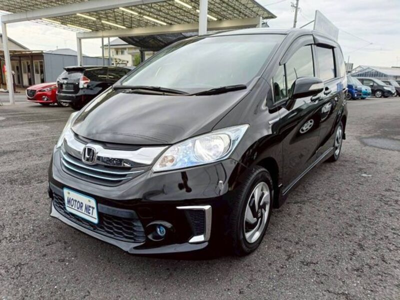 HONDA FREED HYBRID