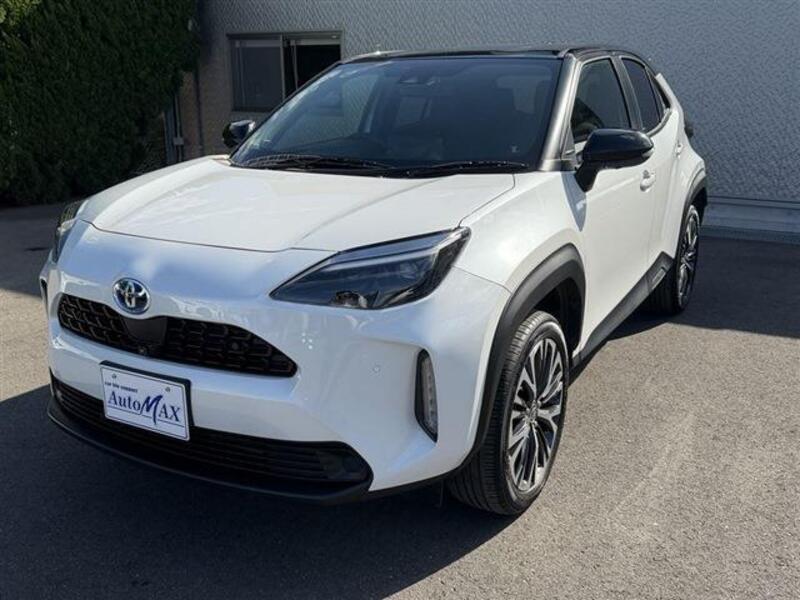 YARIS CROSS