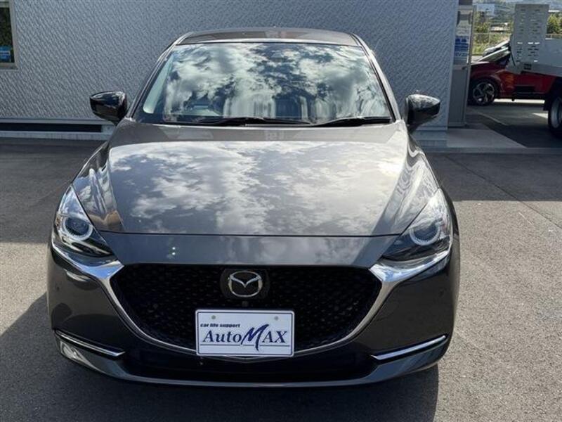 MAZDA2