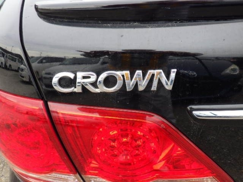 CROWN
