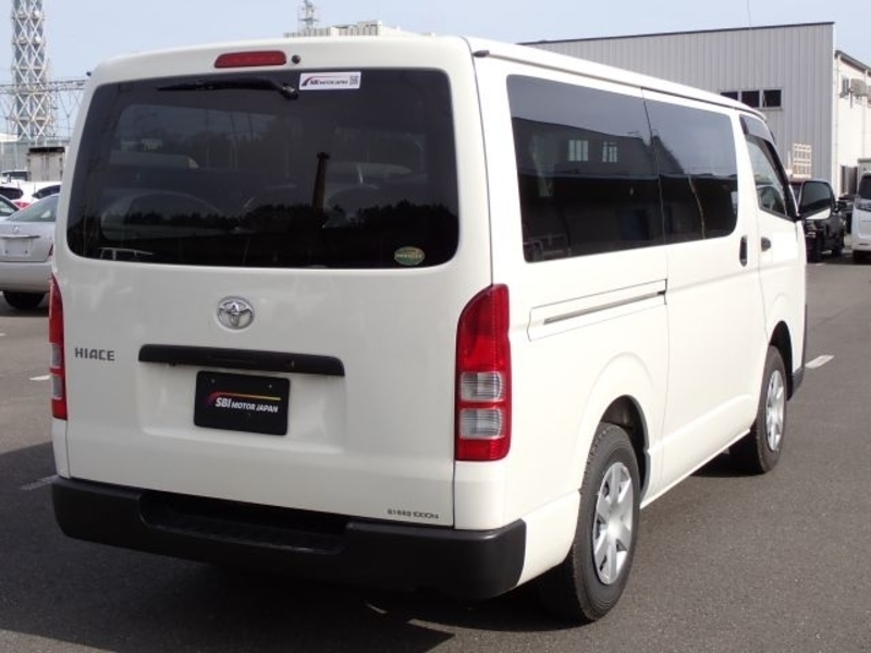HIACE VAN