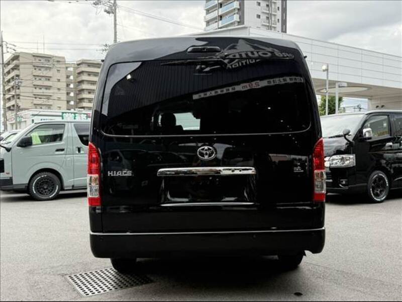 HIACE VAN