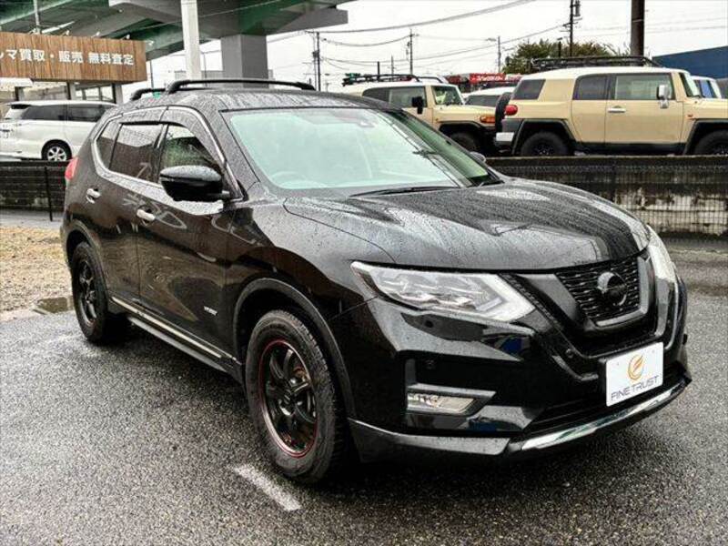 X-TRAIL