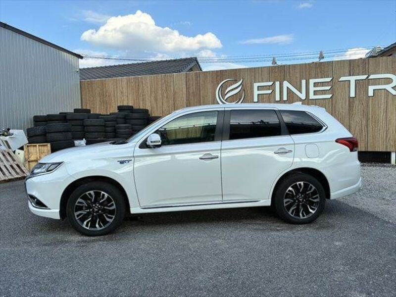OUTLANDER PHEV