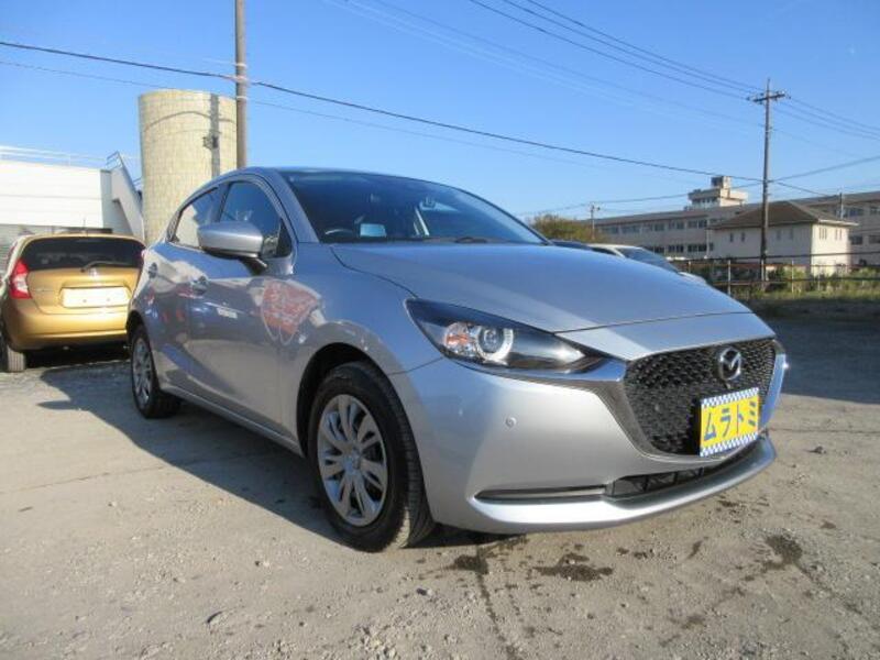 MAZDA2