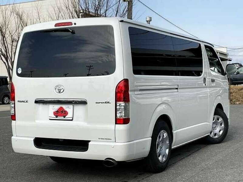 HIACE VAN