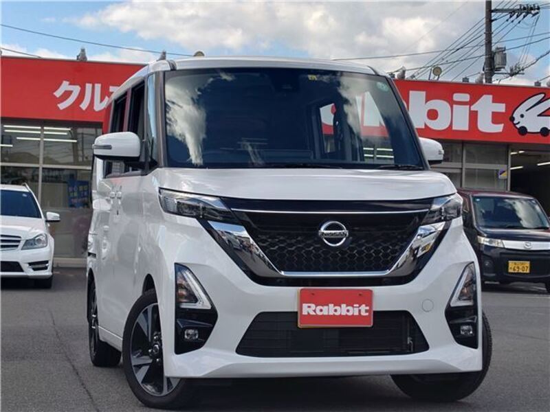 NISSAN ROOX