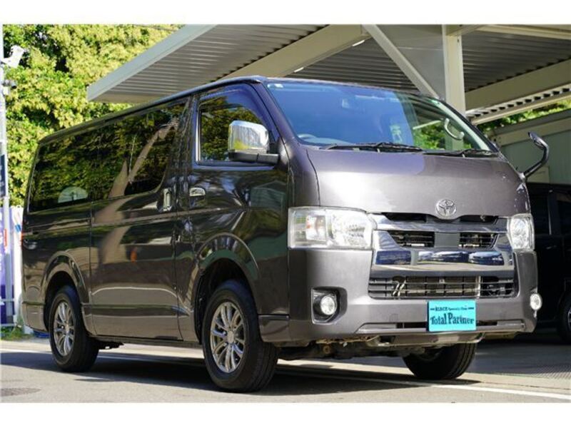 HIACE