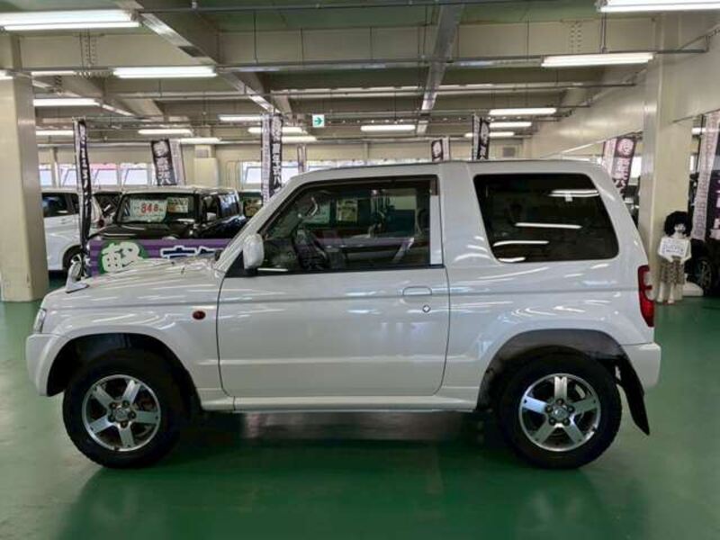 PAJERO MINI
