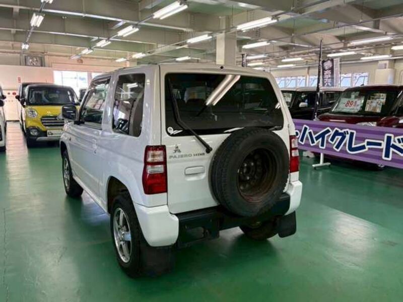 PAJERO MINI
