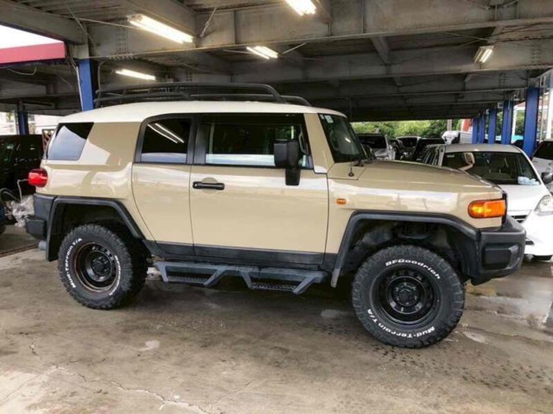 FJ CRUISER