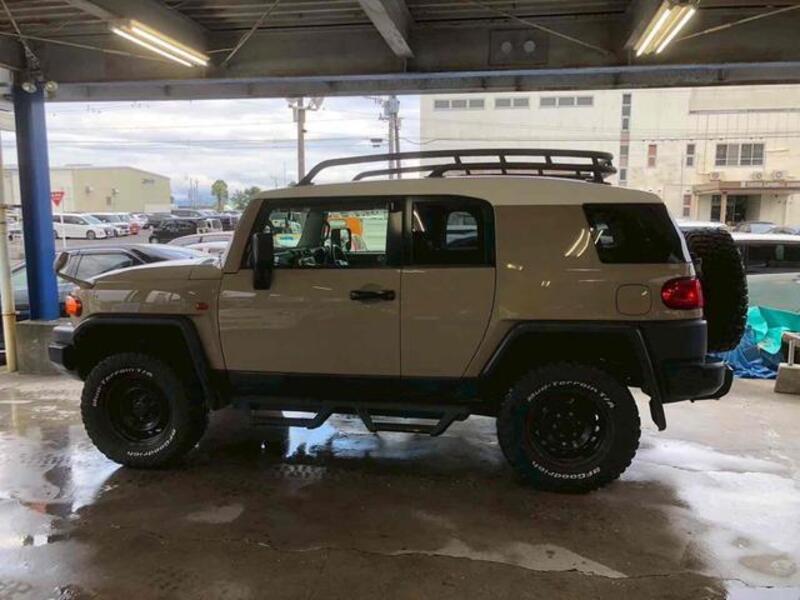 FJ CRUISER