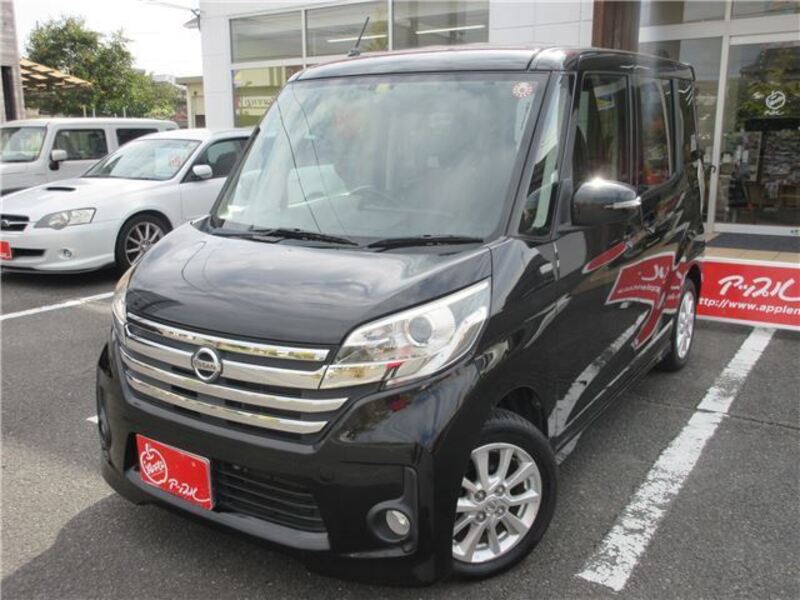 NISSAN DAYZ ROOX