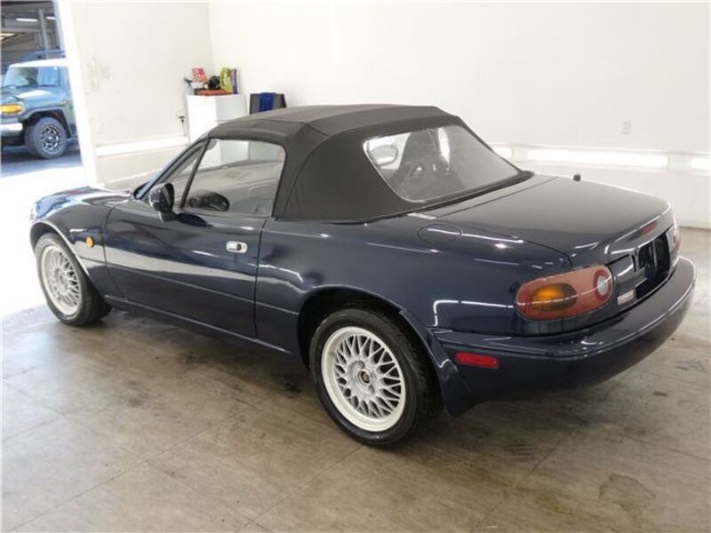 EUNOS ROADSTER