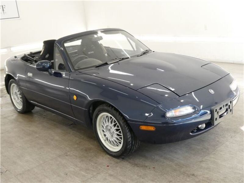 EUNOS ROADSTER