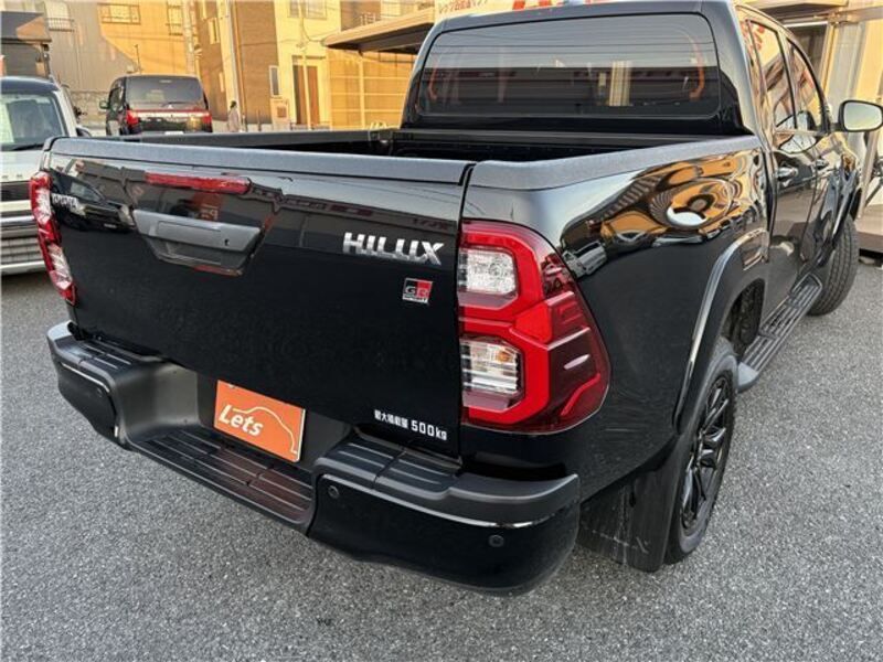 HILUX
