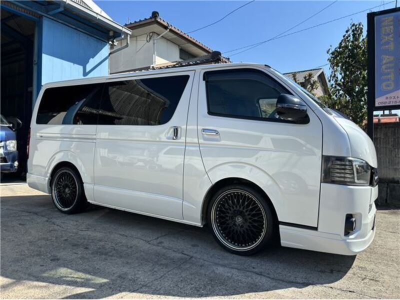 HIACE VAN