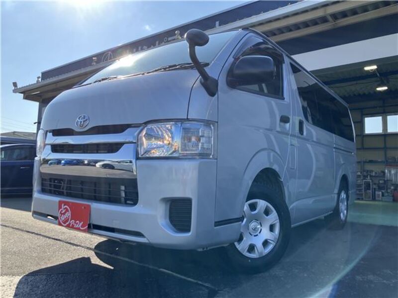 HIACE VAN
