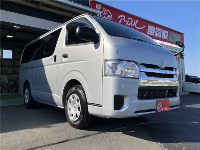 HIACE VAN