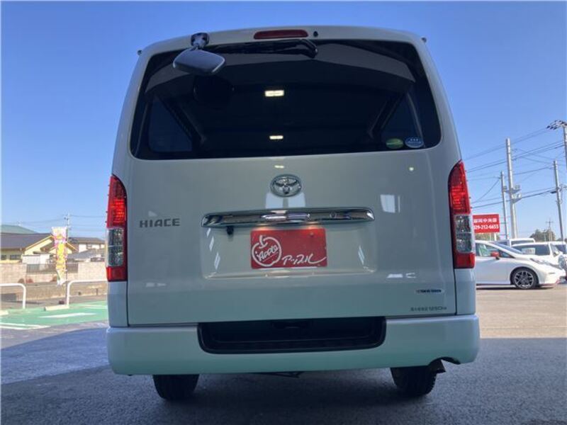HIACE VAN