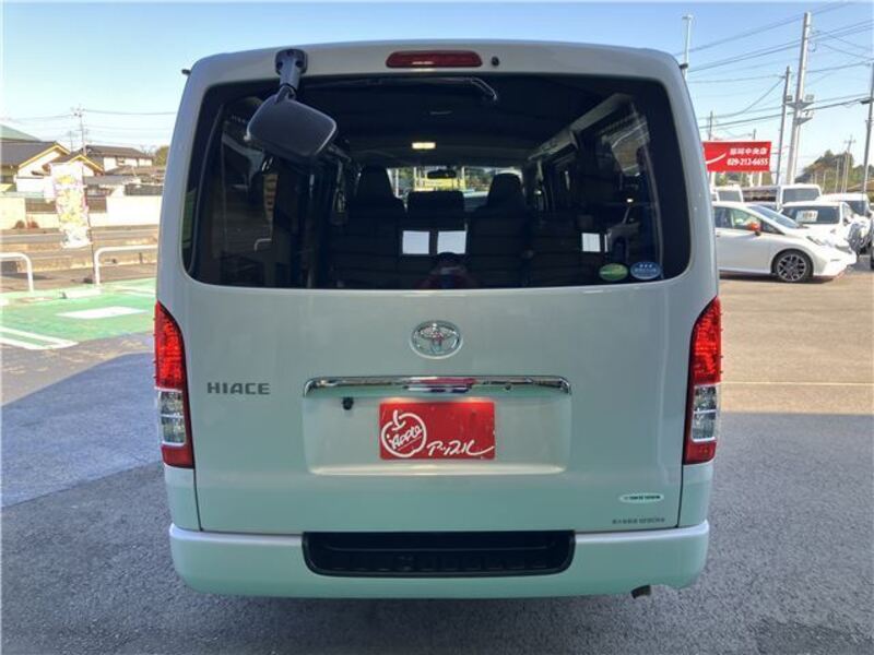 HIACE VAN