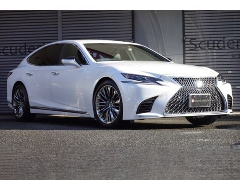 LEXUS LS