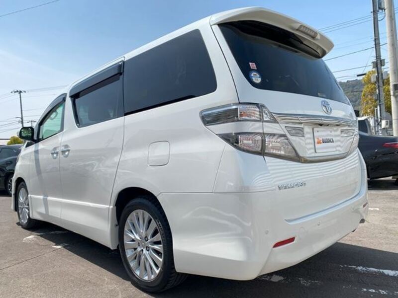 VELLFIRE