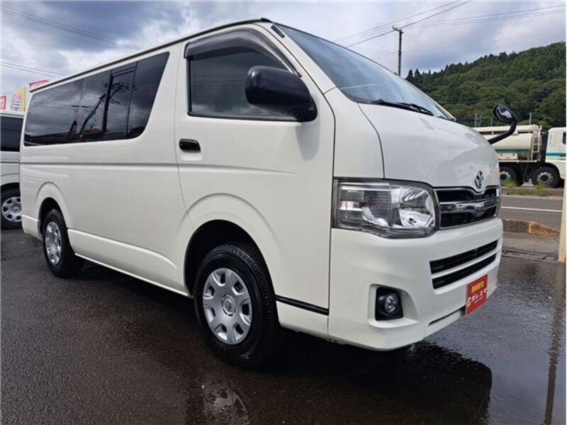 HIACE VAN