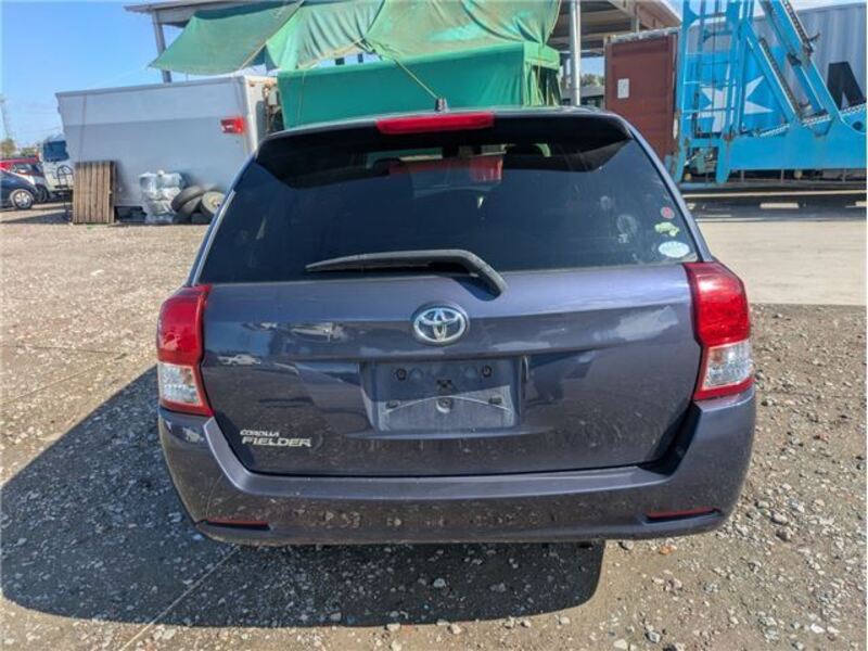 COROLLA FIELDER