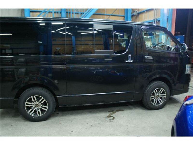 HIACE