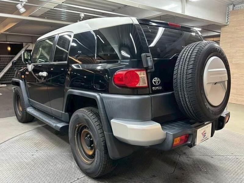 FJ CRUISER