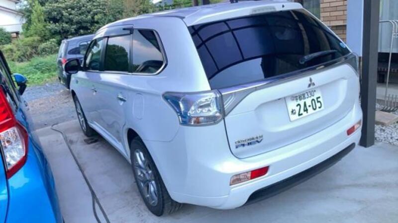 OUTLANDER PHEV