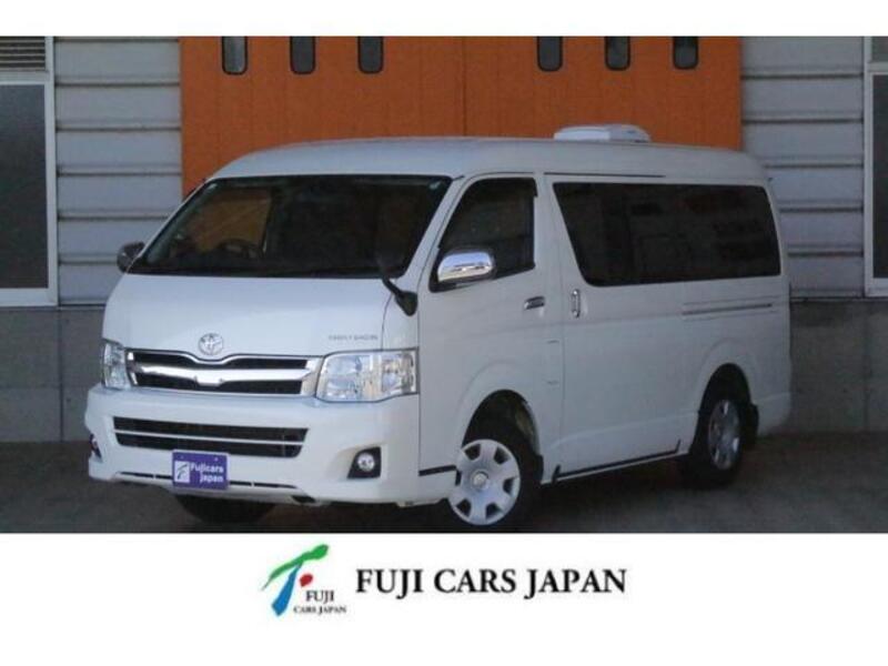 TOYOTA HIACE WAGON