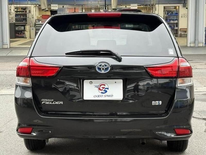 COROLLA FIELDER