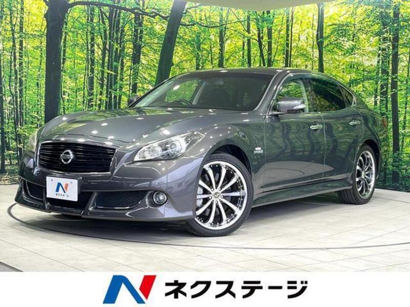 NISSAN FUGA