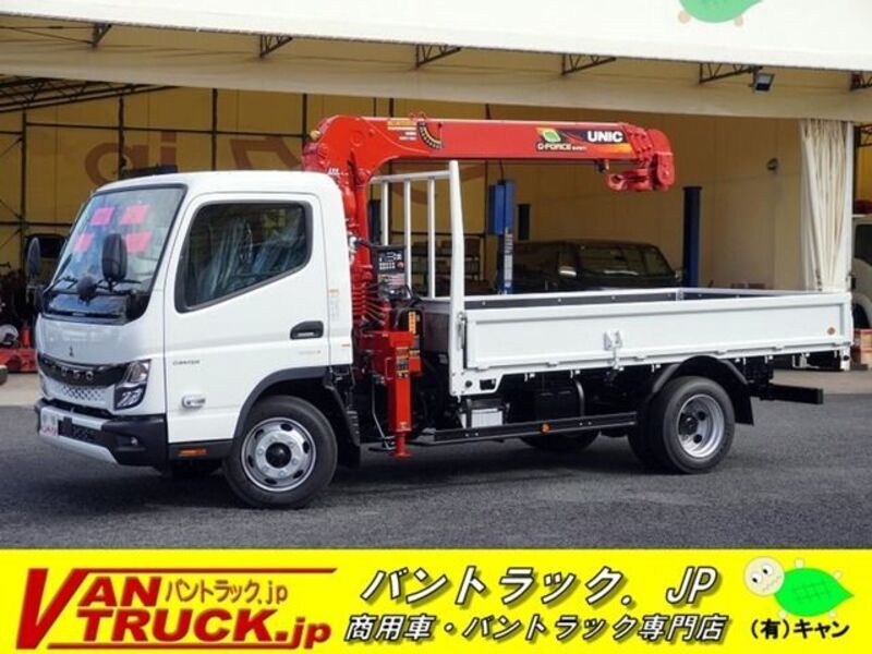 MITSUBISHI CANTER