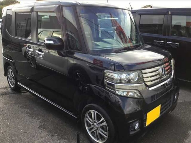 HONDA N BOX CUSTOM